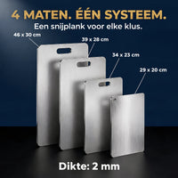 Vier roestvrijstalen snijplanken met afmetingen in centimeters, 2 mm dik